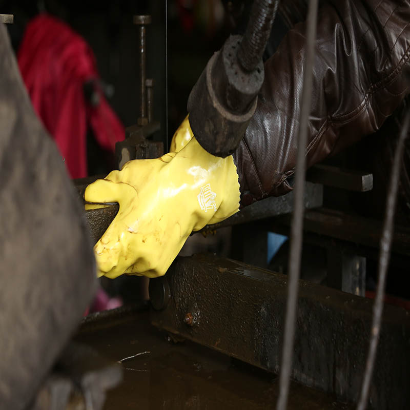 перчатки с химическим покрытием желтого ПВХ