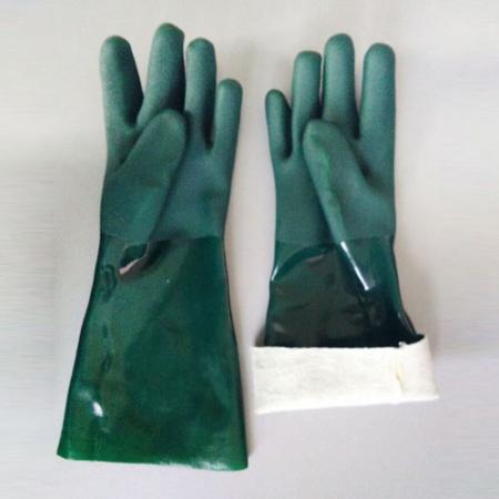 зеленые рабочие перчатки